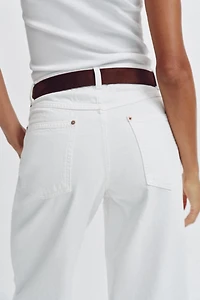 JEAN LARGE COURT TAILLE HAUTE À CEINTURE