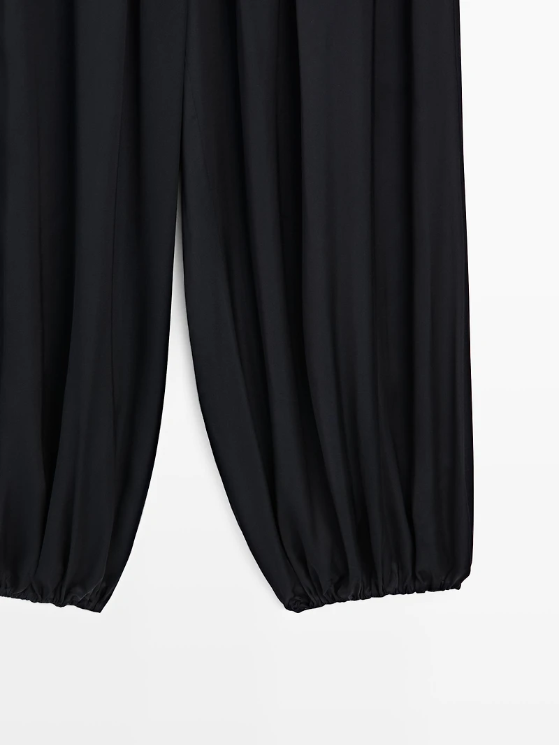 Balloon fit satin pants