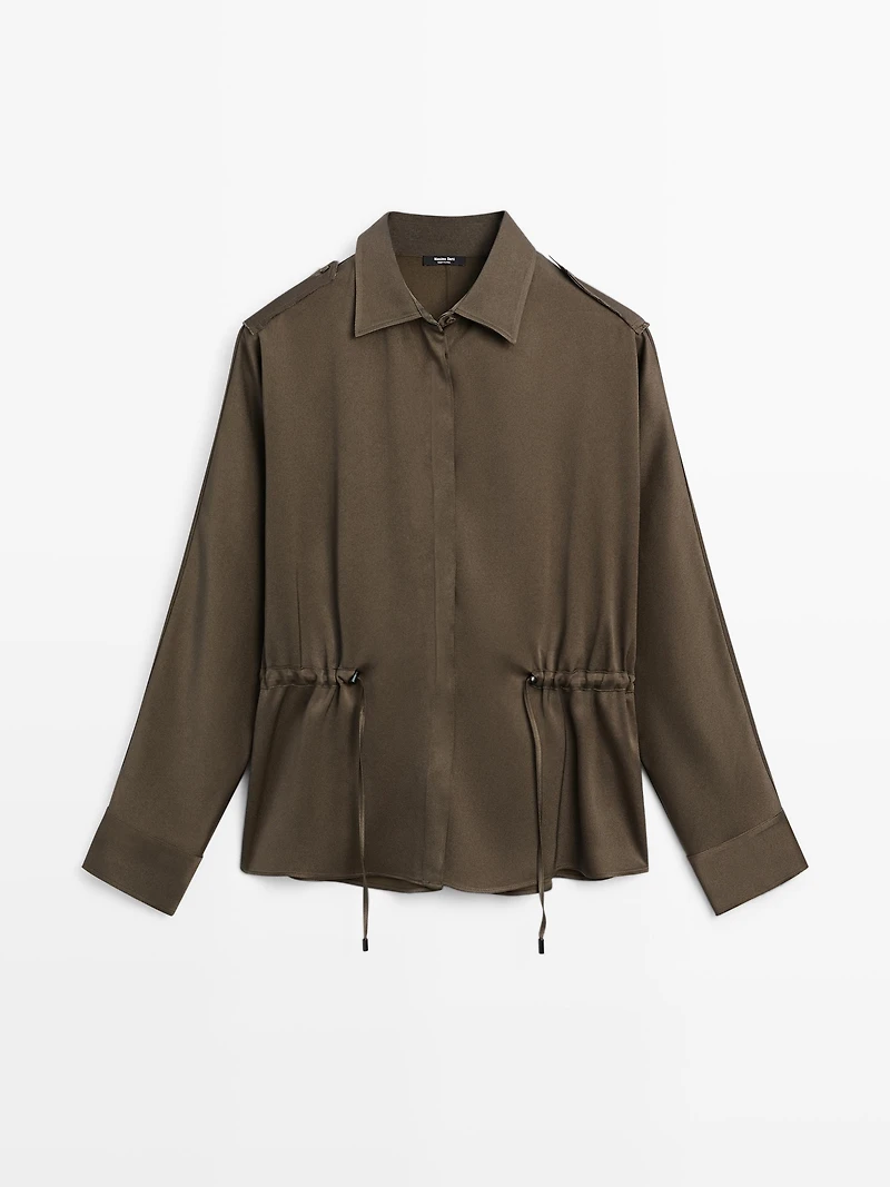 Flowing shirt with waist detail