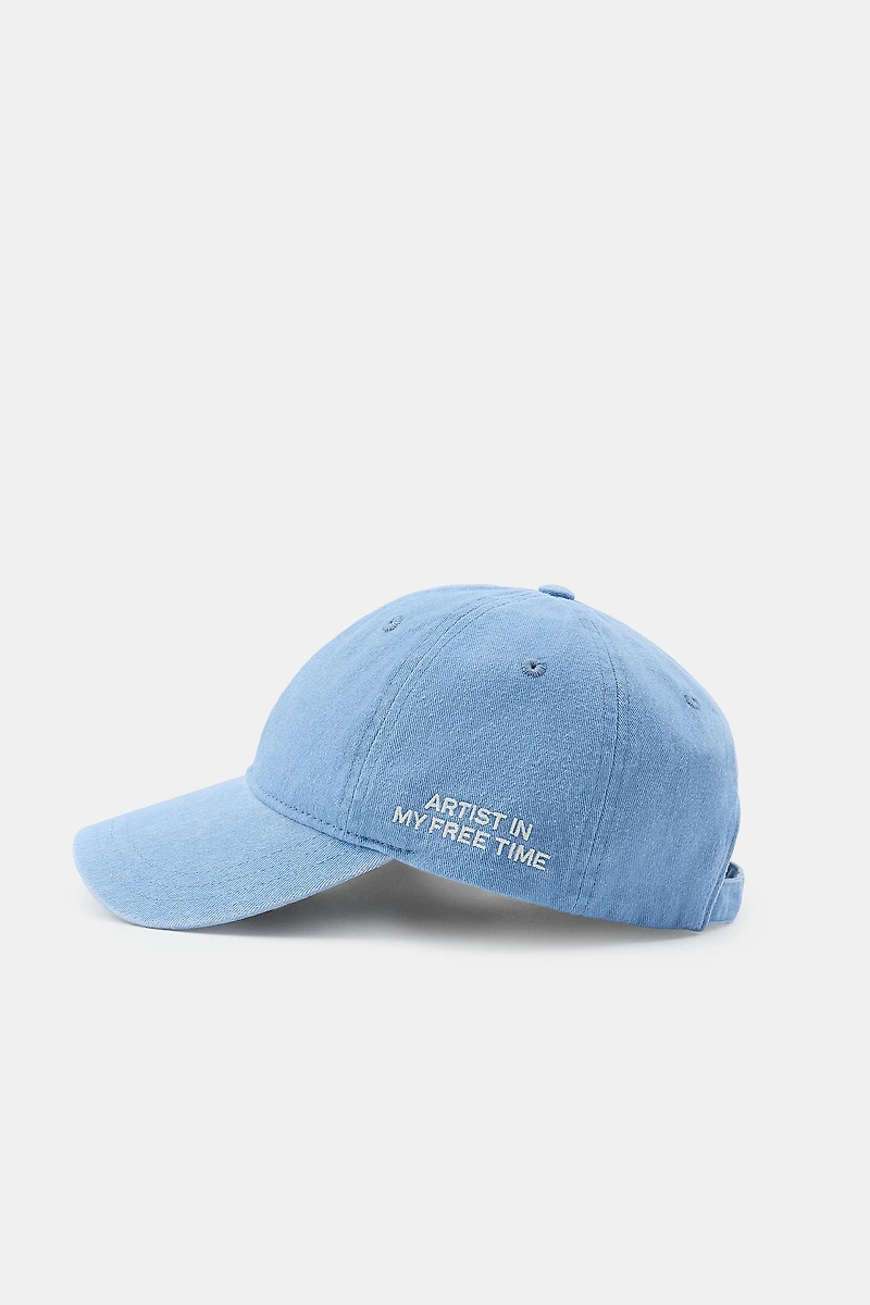 EMBROIDERED TEXT TWILL CAP