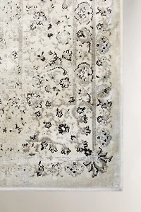VINTAGE STYLE AREA RUG