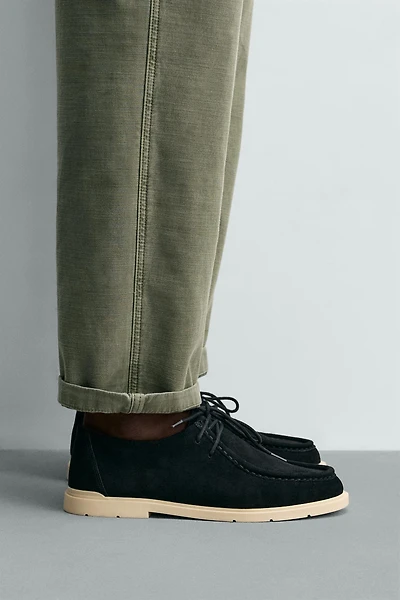 CASUAL LEATHER SHOES