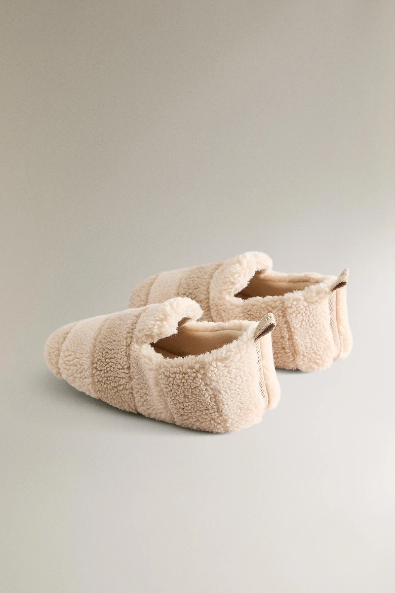 CHILDREN'S FAUX SHEARLING SLIPPERS