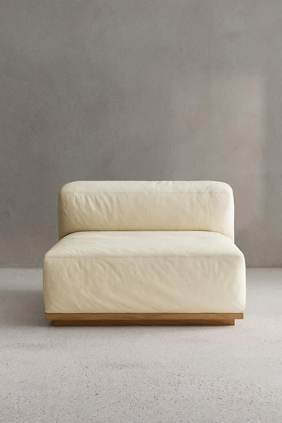 SOFA 02 | CENTERPIECE MODULE