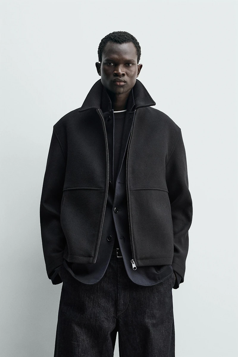 BLOUSON STRUCTURÉ À CHEVRON ET ZIP