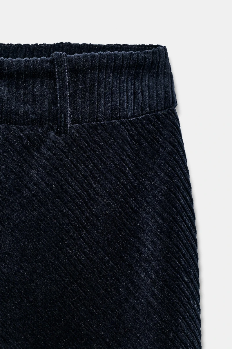 STRAIGHT CORDUROY MIDI SKIRT