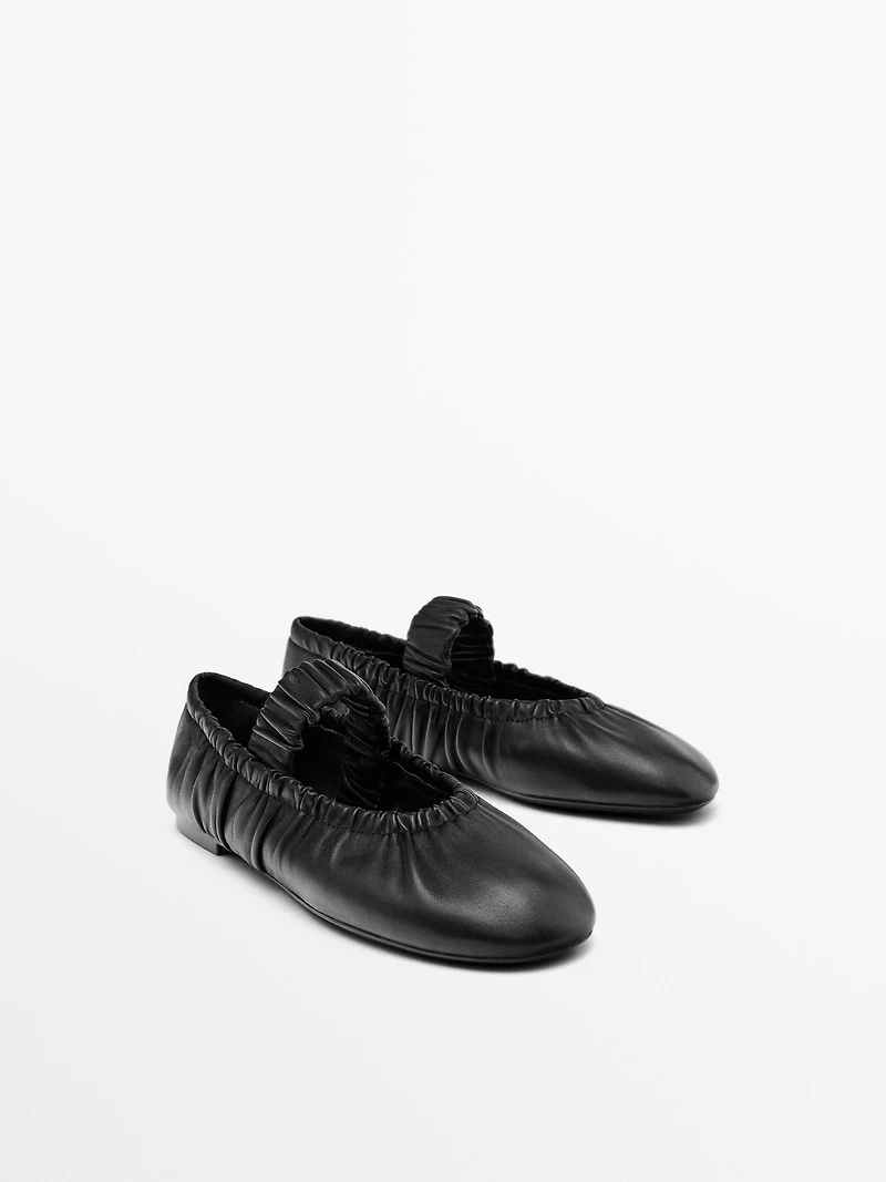 Soft stretch leather ballet flats