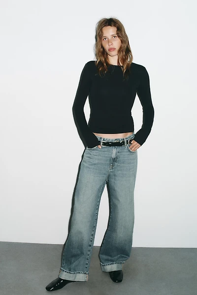 LONG SLEEVE T-SHIRT