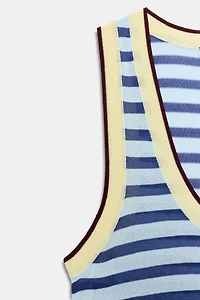 TOP EN MAILLE À RAYURES