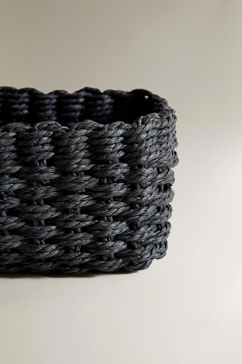 WOVEN PAPER BASKET