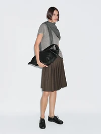 Short box pleat sash skirt