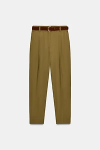 PANTALON À PINCES AVEC CEINTURE