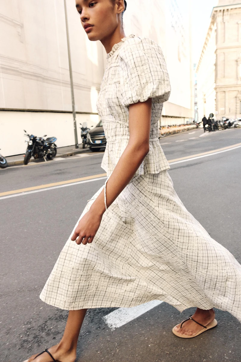 EMBROIDERED PLAID SKIRT WITH BOWS