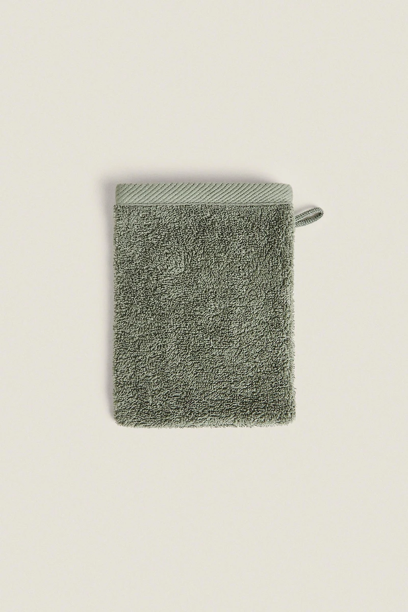 COTTON TERRYCLOTH BATH MITT