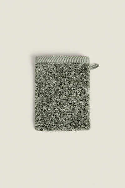 COTTON TERRYCLOTH BATH MITT