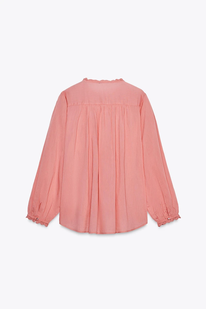LACE ROMANTIC BLOUSE