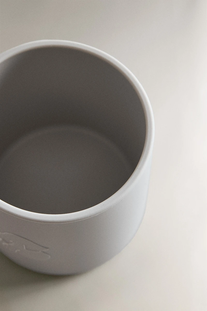 CHILDREN'S SILICONE ELEPHANT TUMBLER