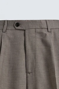 PANTALON DE COSTUME À PLIS ET CARREAUX