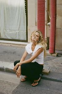 PETER PAN COLLAR T-SHIRT