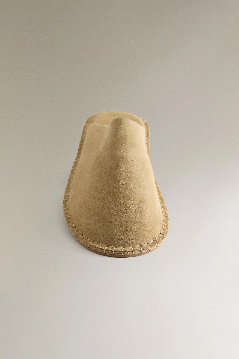 LEATHER SLIPPERS WITH TOPSTITCHING