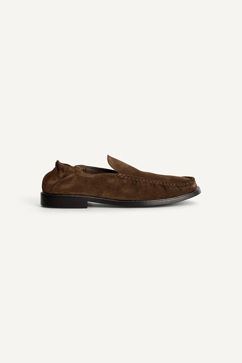 MOCASSINS EN CUIR