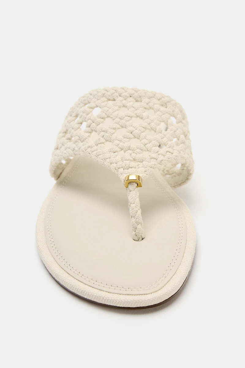 WOVEN FLAT SANDALS