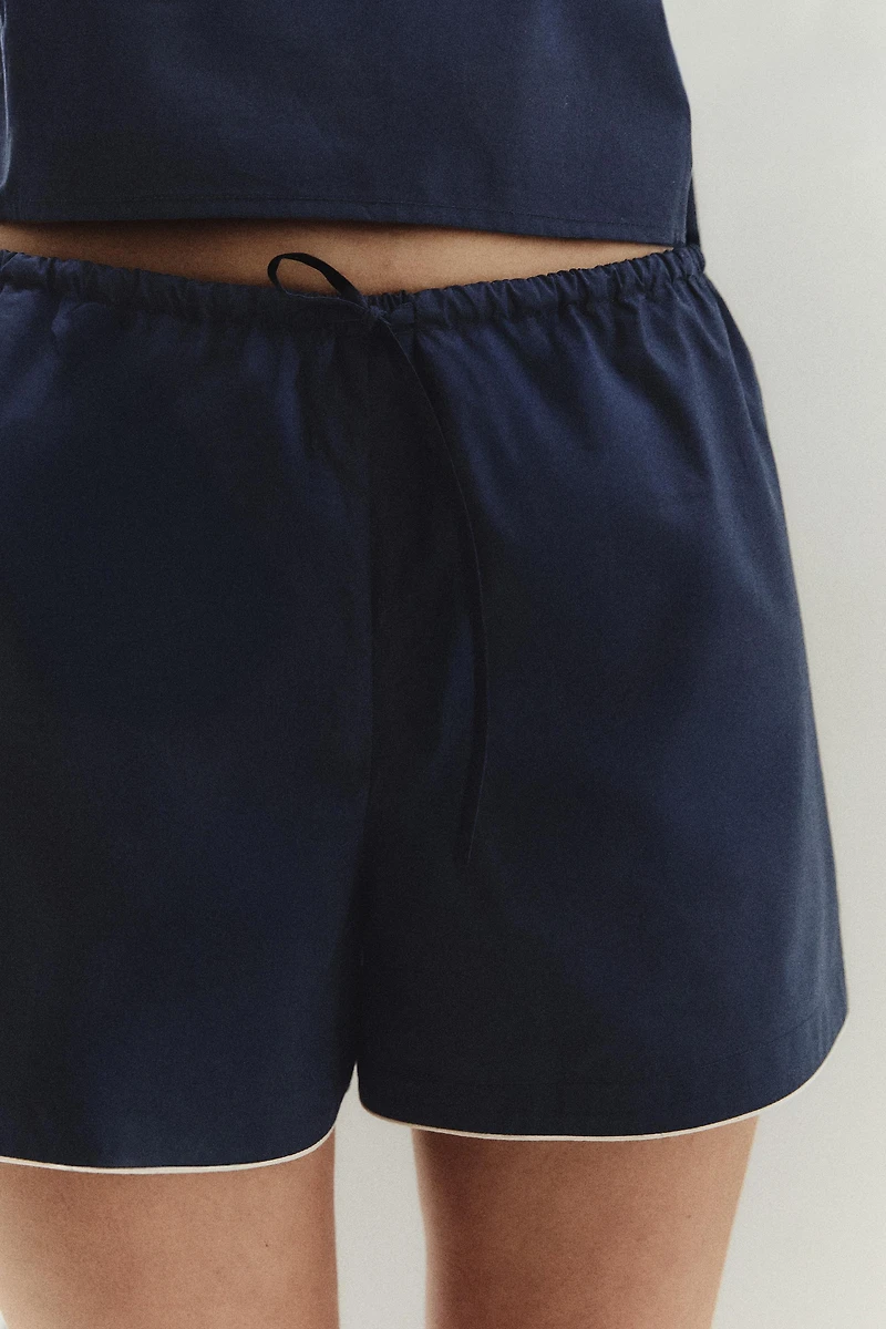 PLAIN COTTON SHORTS
