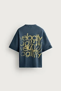 T-SHIRT EN MAILLE LAVÉ IMPRIMÉ