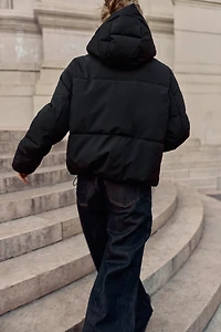 ANORAK COURT À CAPUCHE DÉPERLANT COUPE-VENT