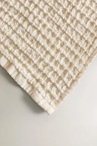 SERVIETTE DE BAIN GAUFRÉE RAYÉE