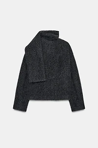 SHORT COAT WITH BOUCLÉ SCARF