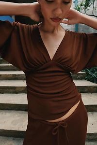 TEXTURED V-NECK TOP