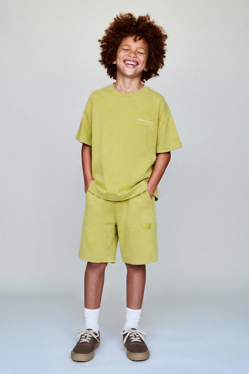 INTERLOCK T-SHIRT AND BERMUDA SET