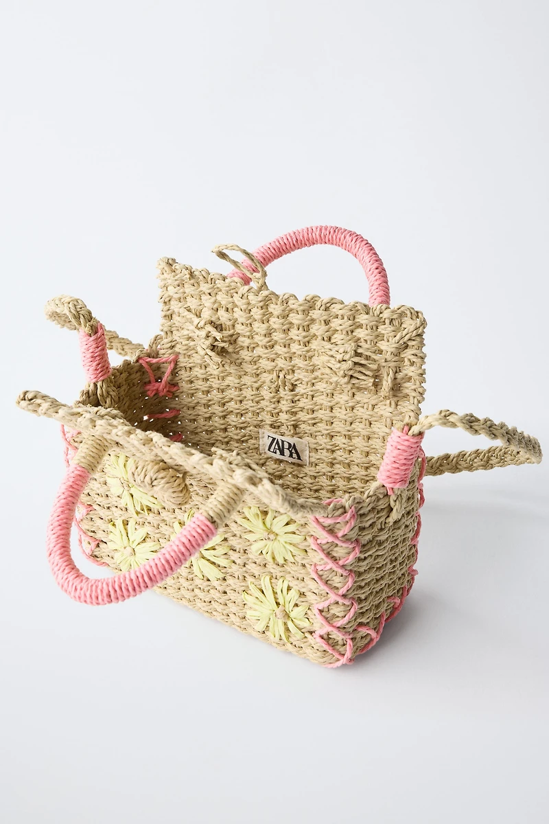 FAUX RAFFIA FLOWER BAG