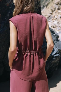 FLOWY KNOTTED TOP