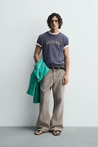 T-SHIRT DÉLAVÉ À IMPRIMÉ NUMÉRO
