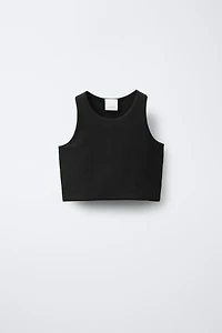 STRAPPY CROP TOP