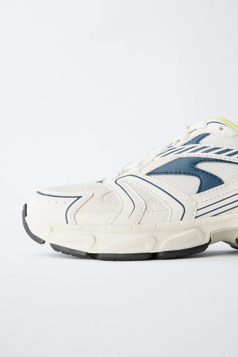 MESH SNEAKERS