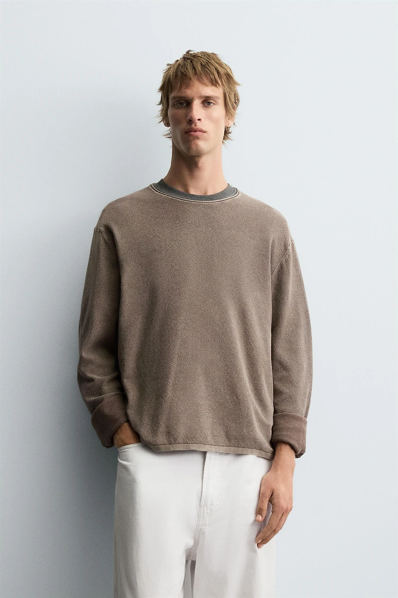 WASHED TEXTURED SWEATER