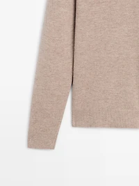Wool V-neck knit polo sweater