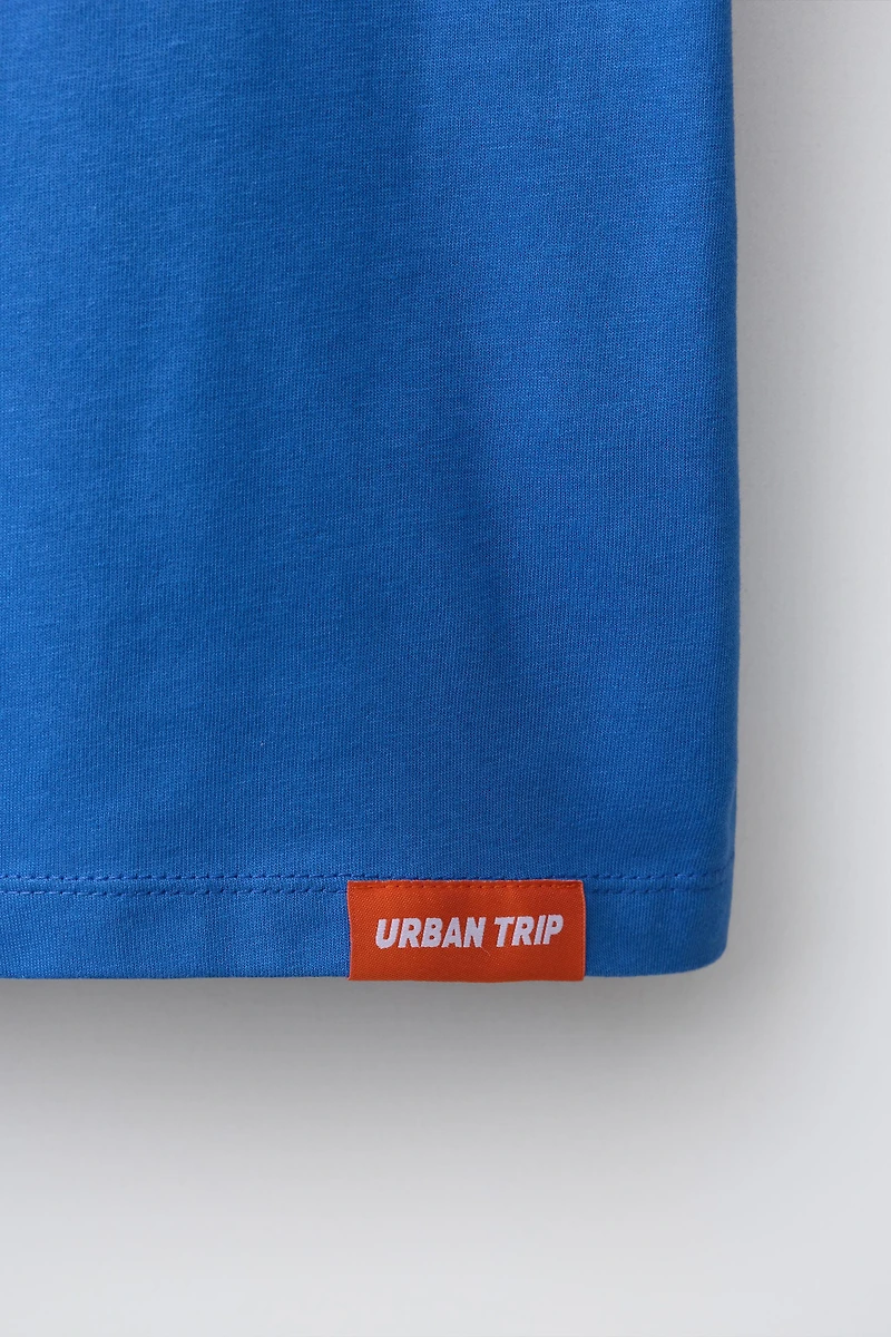 T-SHIRT IMPRIMÉ