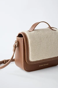 SAC BANDOULIÈRE EFFET PEAU DE MOUTON