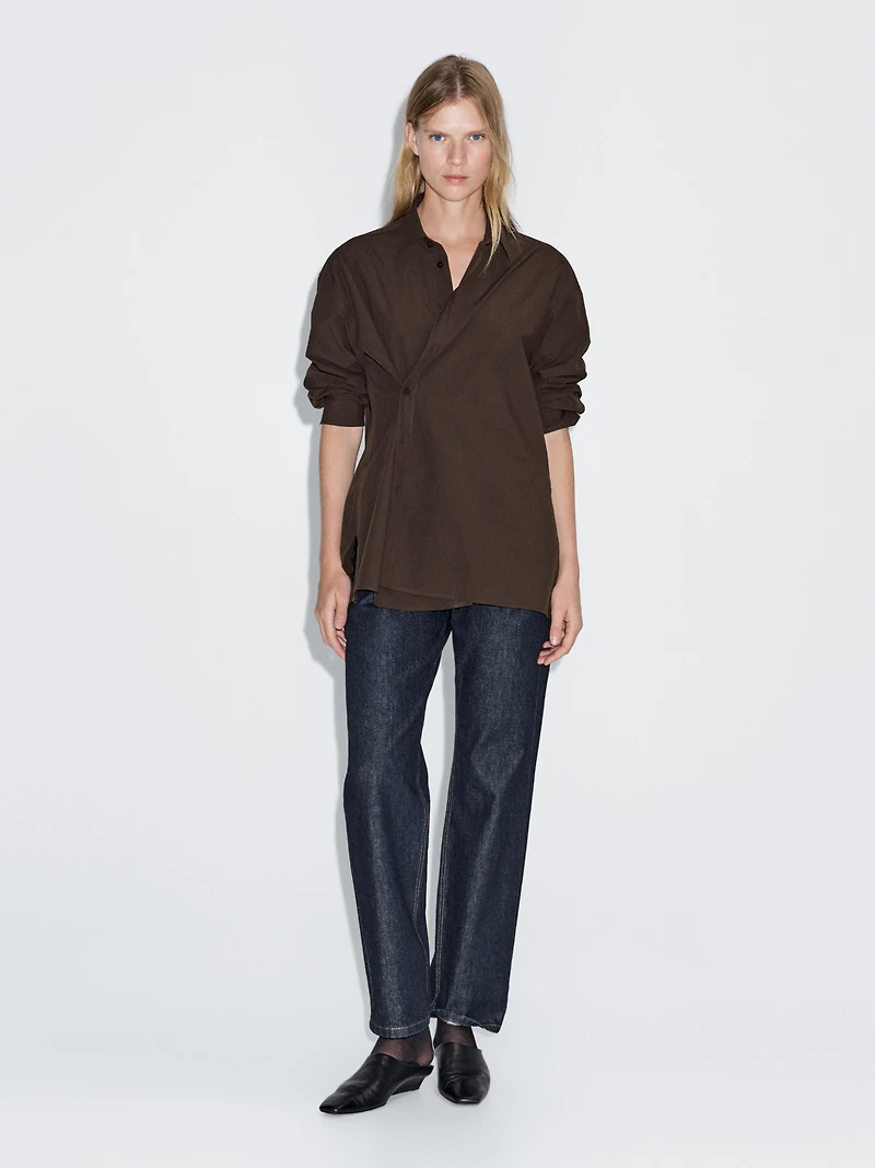 Asymmetric button-up poplin shirt