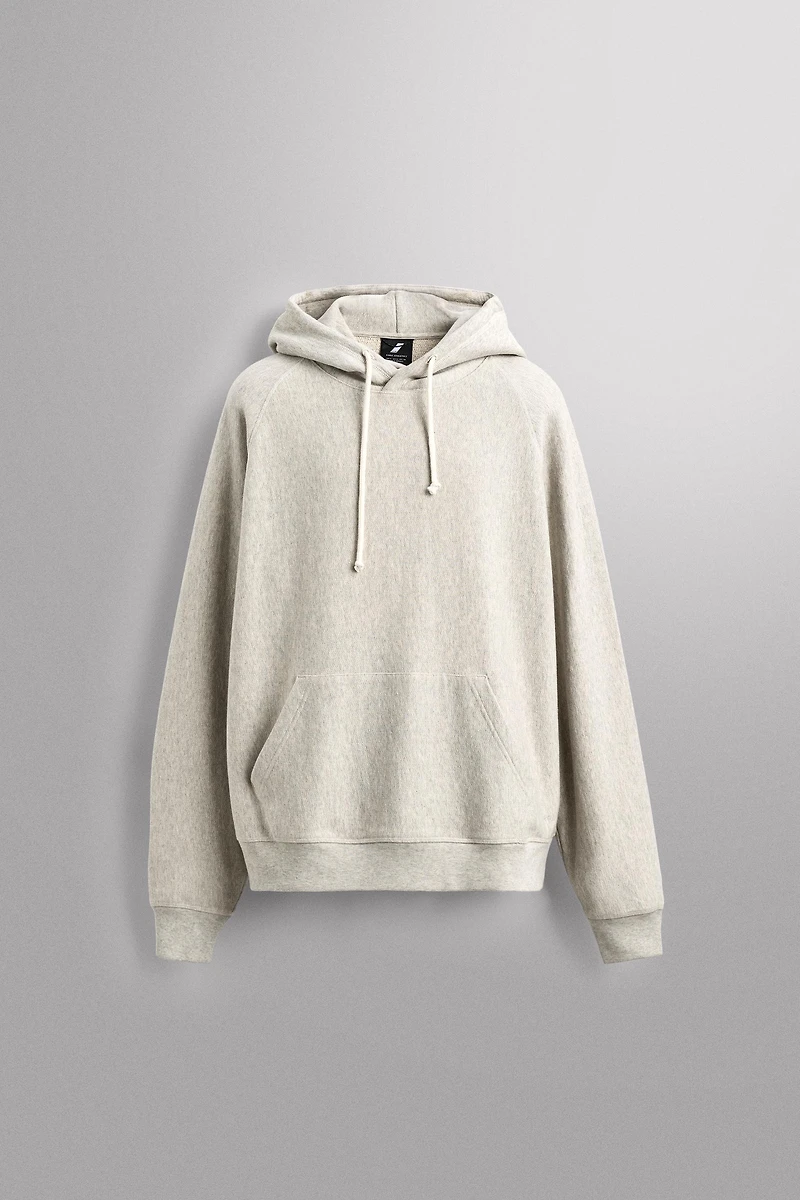 RELAXED FIT HOODIE SWEATSHIRT