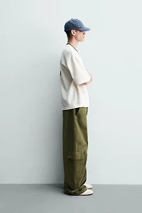 CONTRASTING PRINT TEXTURED T-SHIRT