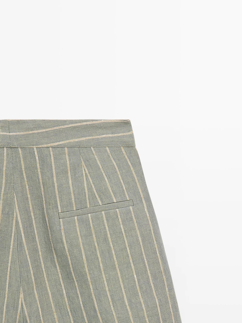 Short linen Bermuda shorts