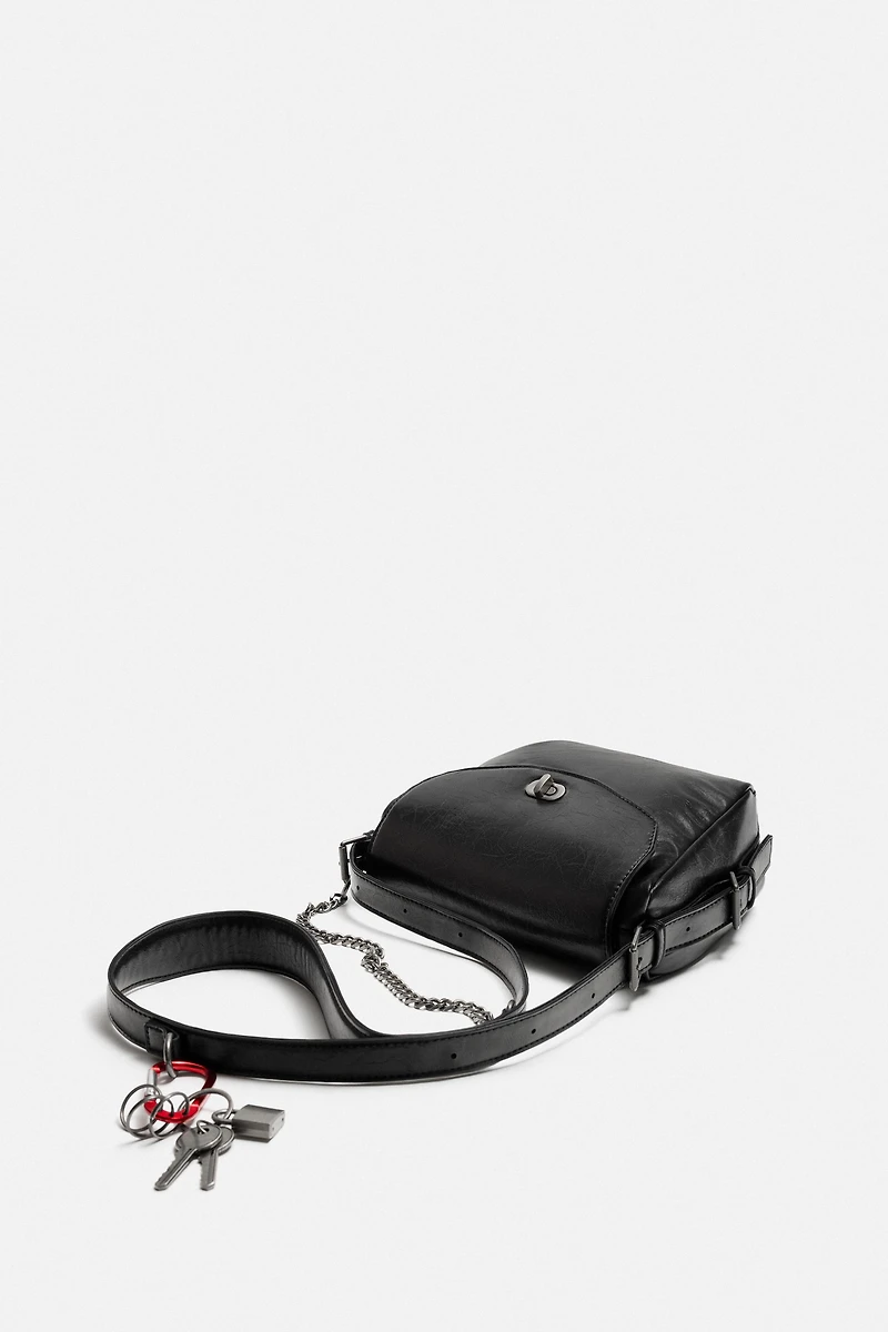 CHAIN CROSSBODY BAG