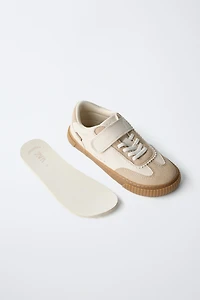 BAREFOOT SNEAKERS