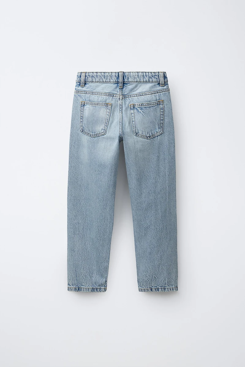RIPPED STRAIGHT JEANS
