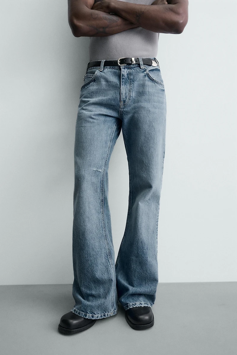 FLARE FIT JEANS